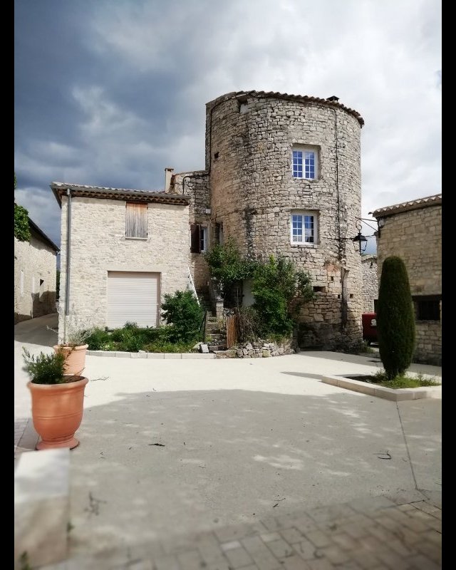 Tour Guillaume &copy;&copy; 2019 